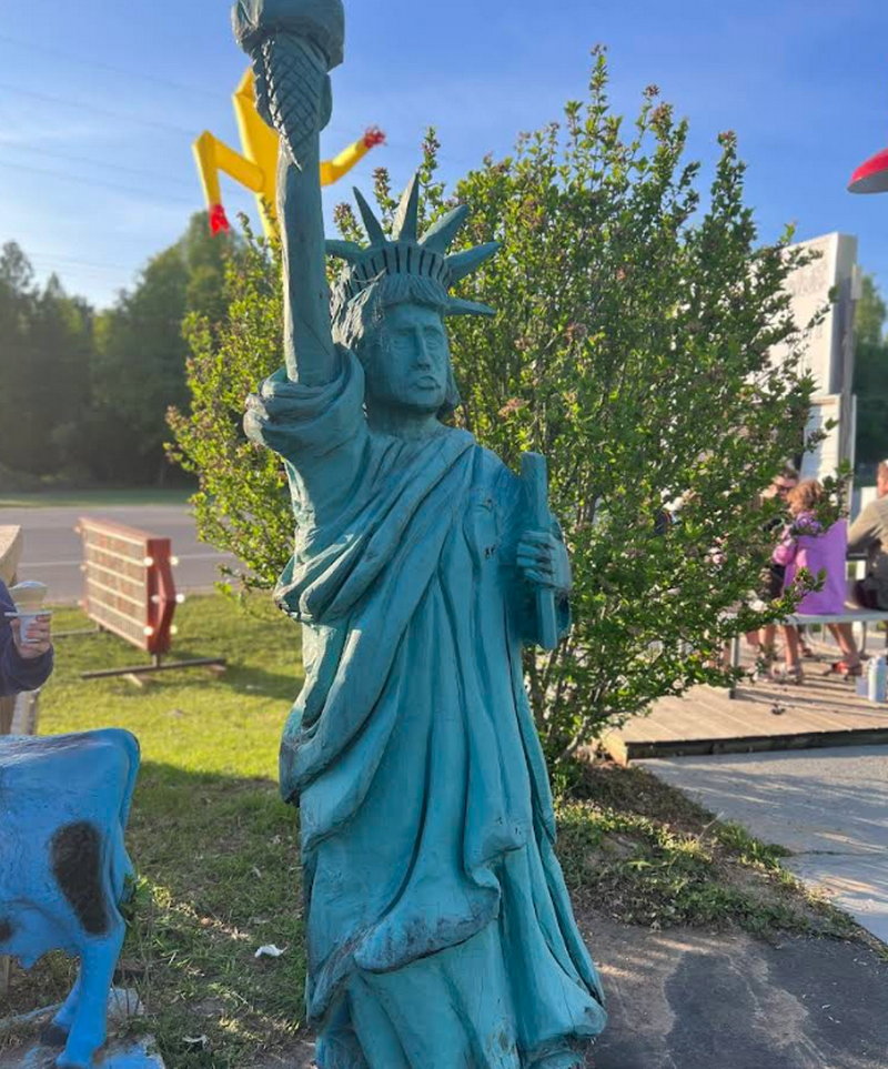 The Beach Bucket - From Web Listing (newer photo)